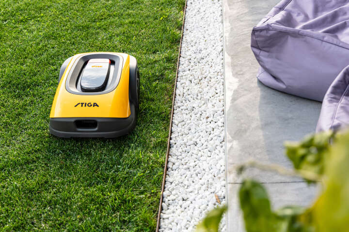 STIGA Autonomer Mähroboter A 500